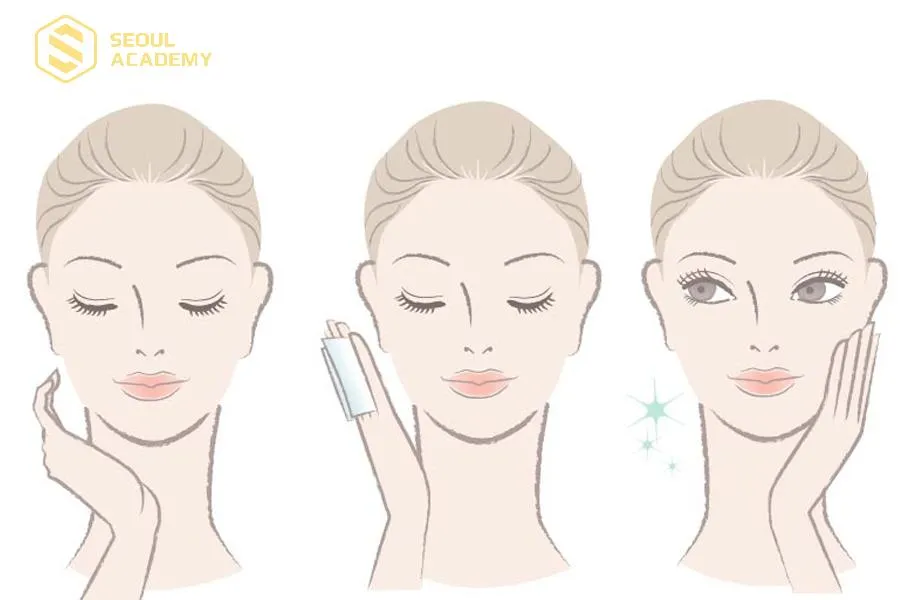 Dùng toner đúng cách đặc biệt với các bước skincare cho da mụn tuổi dậy thì