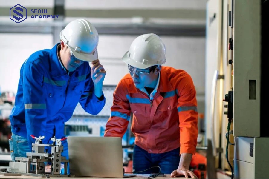 Kỹ sư là một nghề đòi hỏi sự chăm chỉ, kiên trì đối với công việc