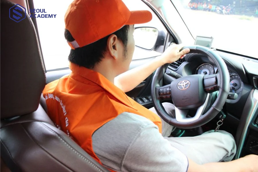 Công việc lái xe đòi hỏi khả năng quan sát tốt, linh hoạt, phù hợp với người sở hữu thần số học số 10