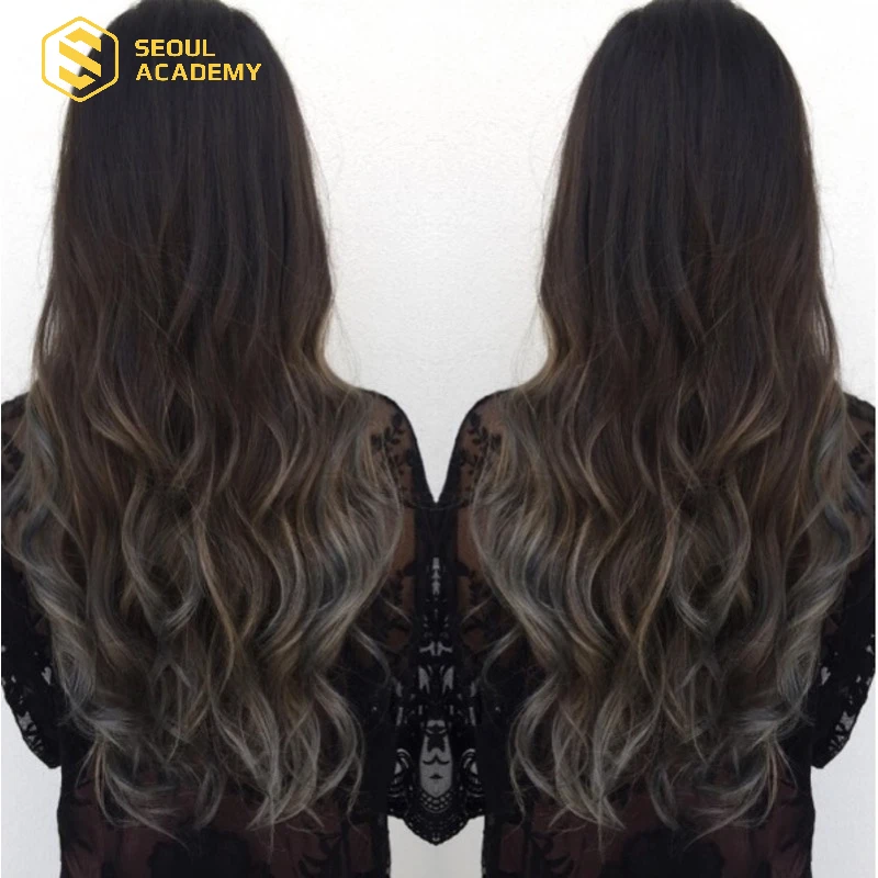 Màu nâu than chì tôn lên vẻ đẹp trong sáng, nhẹ nhàng, thanh lịch