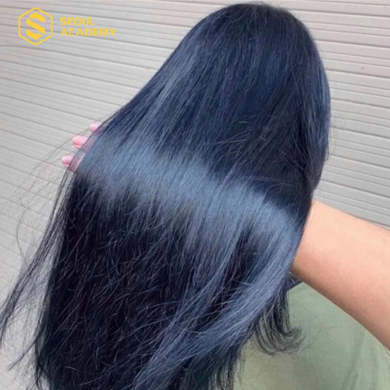 Nhuộm màu than chì ánh xanh rất phù hợp với các bạn có nước da trắng