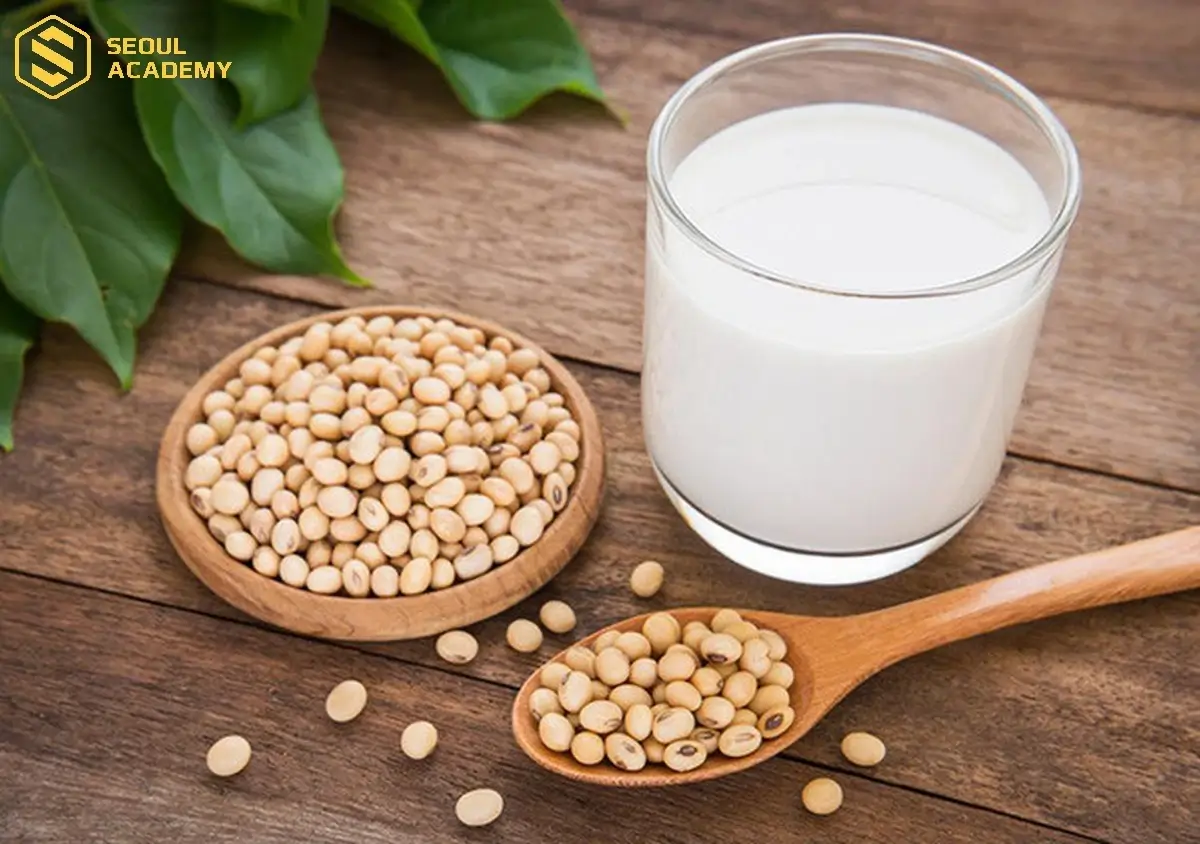 Sữa đậu nành là thức uống không thể thiếu đối với các sĩ tử trước mỗi kỳ thi