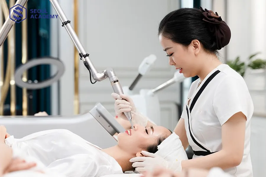 Để được hành nghề, kỹ thuật viên phải có chứng chỉ