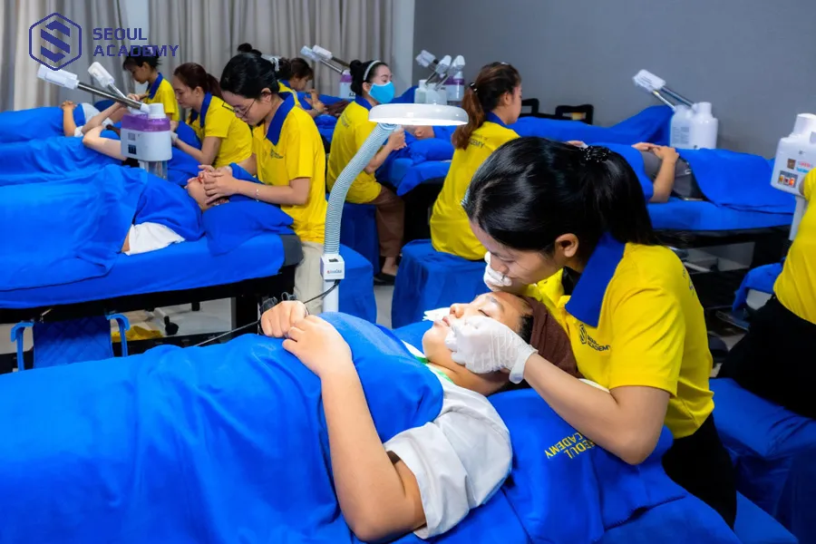 Seoul Academy - Đơn vị đào tạo ngành chăm sóc da uy tín