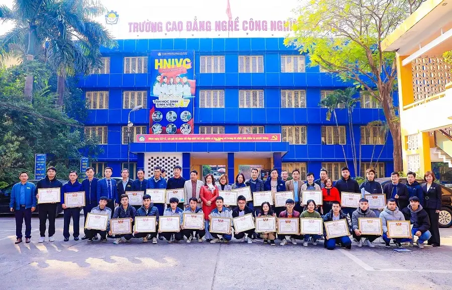 Cao đẳng nghề Công nghiệp Hà Nội là trường đào tạo hệ 9+ uy tín tại khu vực miền Bắc