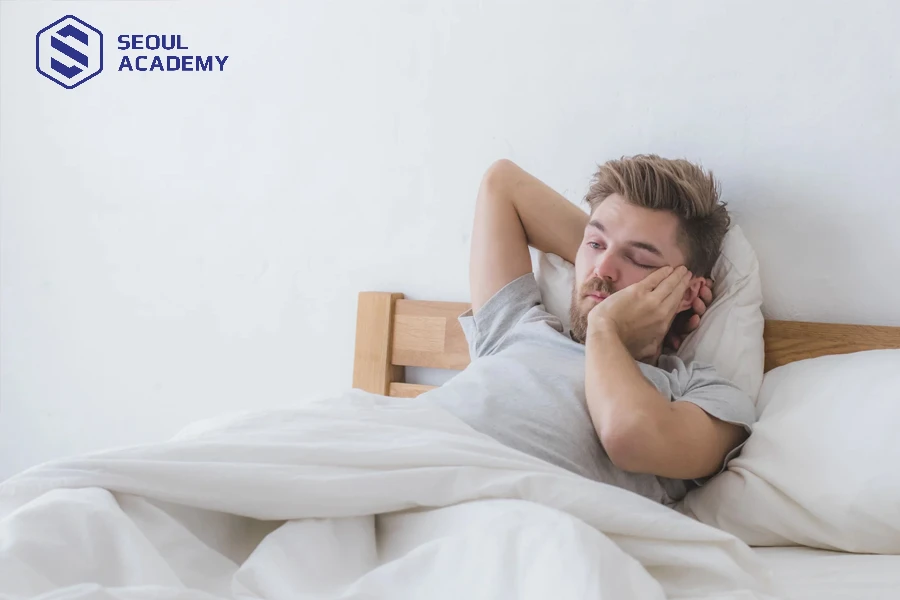 Tóc sẽ bị dựng ngược nếu bạn để tóc ướt và ngủ qua đêm