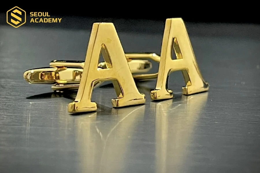 Dùng mắt viết hình chữ A được nhiều người áp dụng