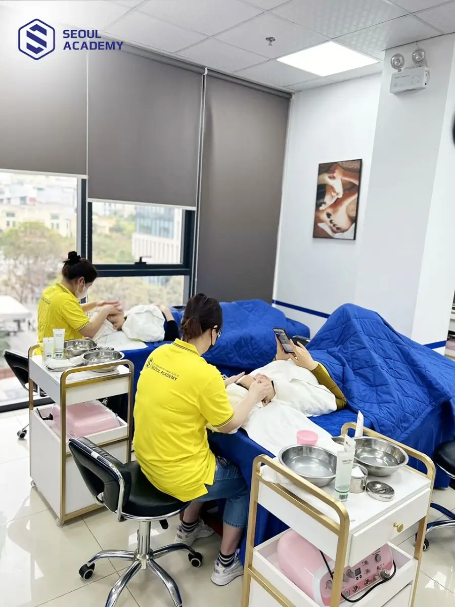 Học nghề spa là một trong những lựa chọn uy tín cho nữ không không bằng cấp