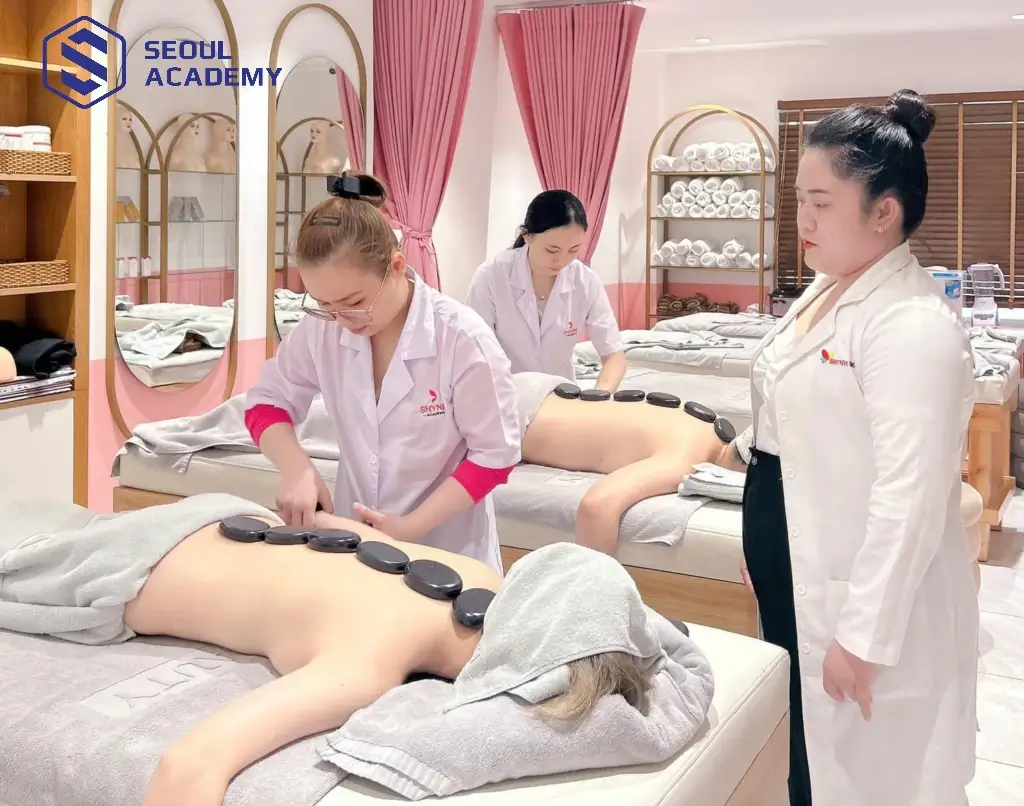 Hy Beauty Spa cung cấp các khóa đào tạo chăm sóc da chuyên nghiệp với tiêu chí học thật làm thật
