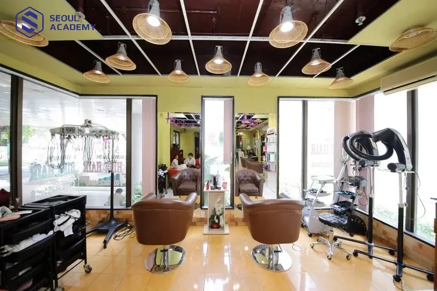 Học viện đào tại Hint Hair Academy tỉnh Vĩnh Long