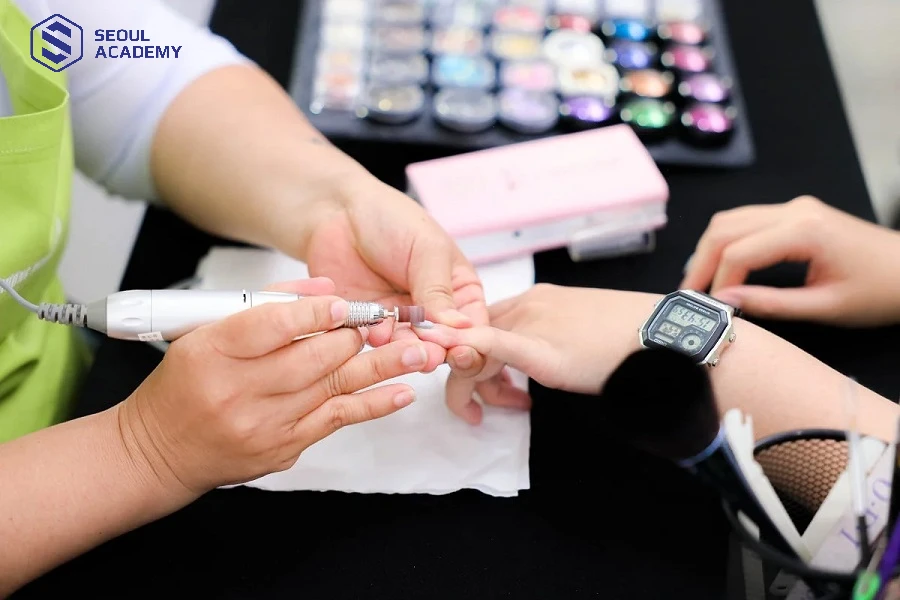 Hướng nghiệp Á Âu là hệ thống đào tạo đa ngành nghề uy tín