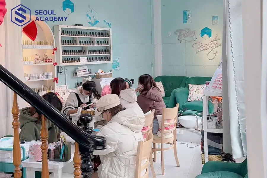 Bling nail Beauty thu hút được nhiều học viên đăng ký theo học