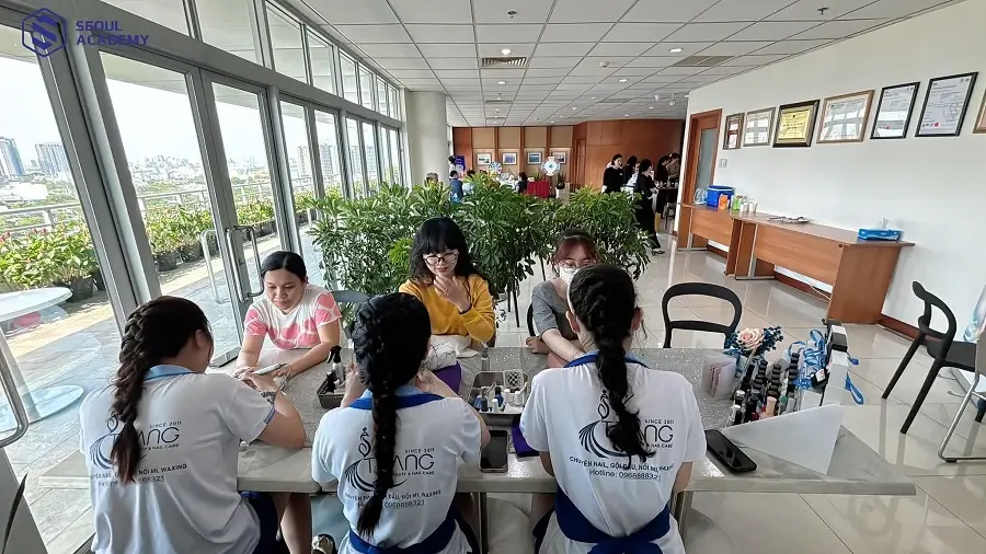 Học nail chuyên nghiệp tại Trang Nail Care & Beauty