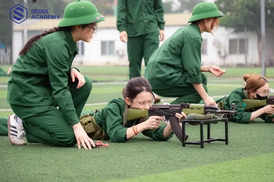 Môi trường quân sự cần luyện tập nắng gió nhiều nên bạn cần chuẩn bị một số đồ chăm sóc sức khỏe