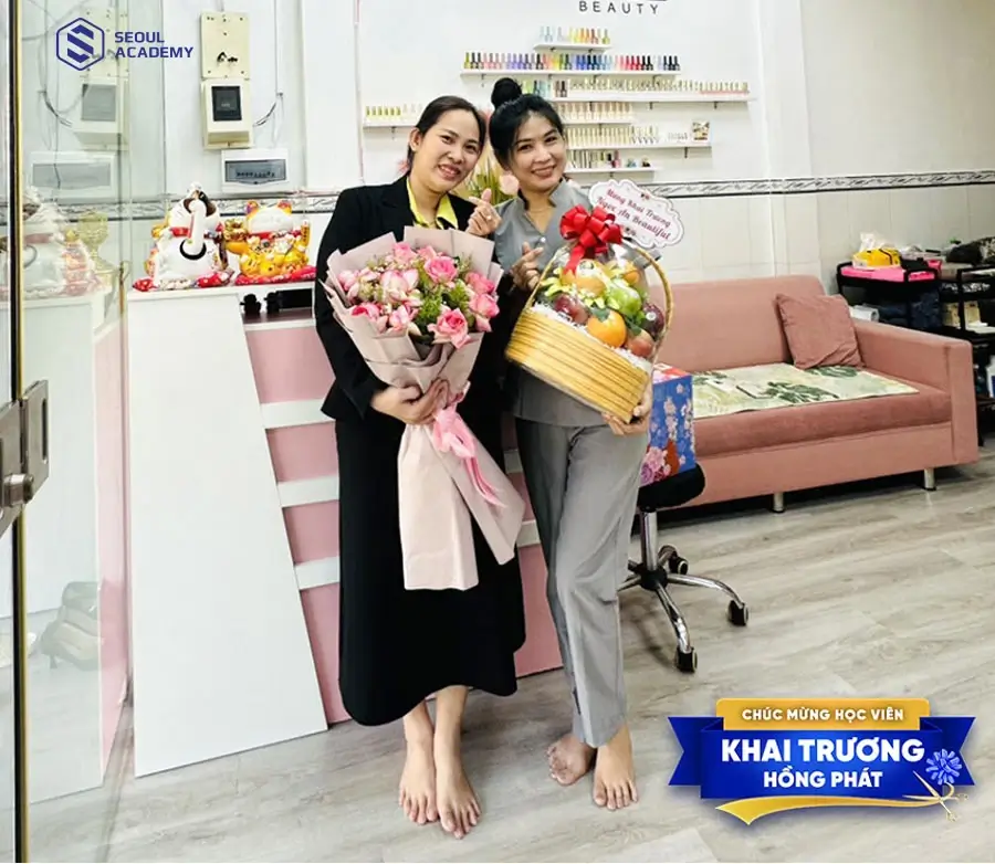 Chị Nga tự tin mở tiệm spa sau khóa spa trọn gói