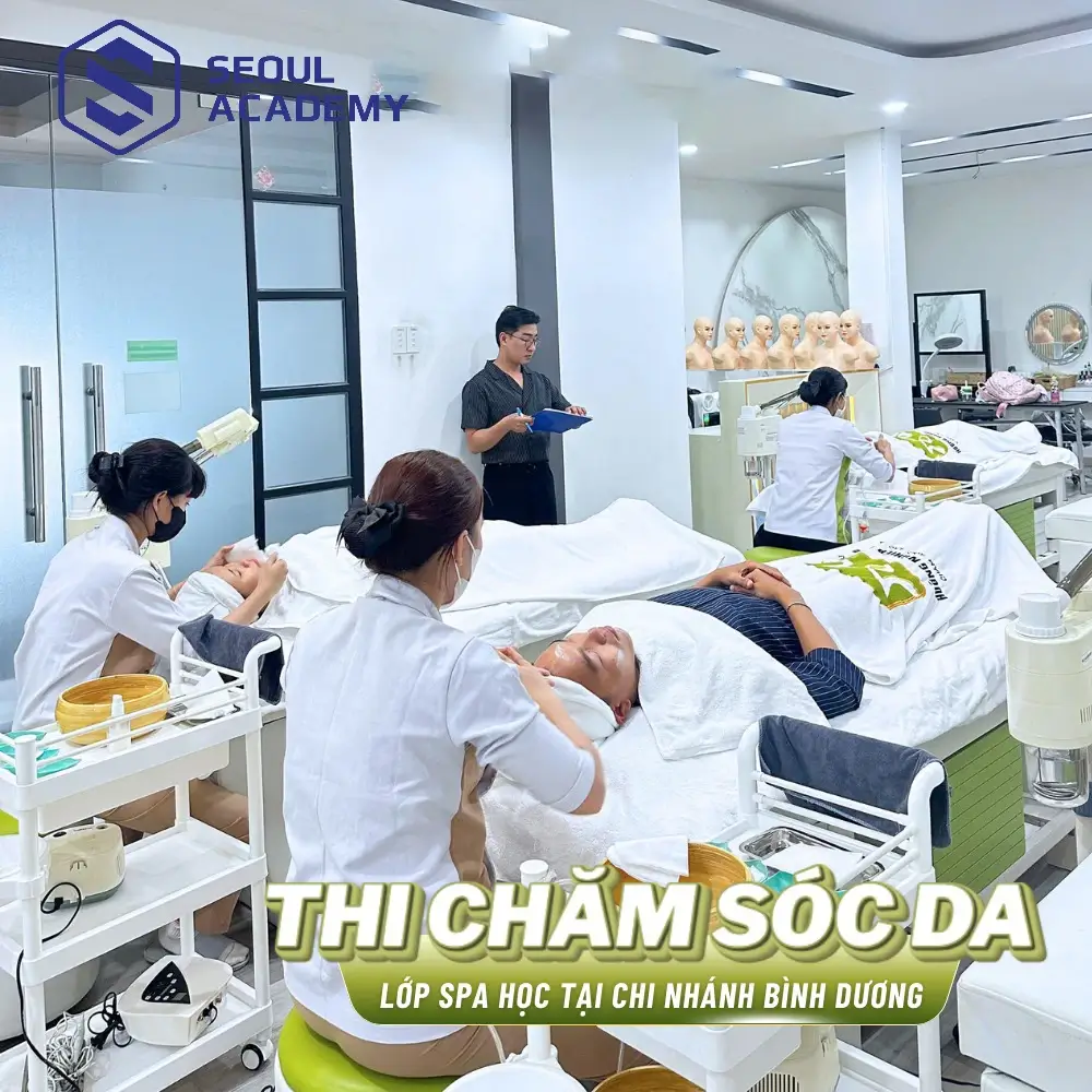 Buổi thi cuối khóa của lớp học spa cấp tốc tại Hướng nghiệp Á