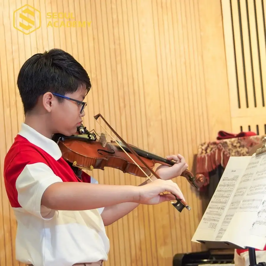 Hướng nghiệp Á Âu là gợi ý lý tưởng cho những ai không biết nên học đàn violin ở đâu