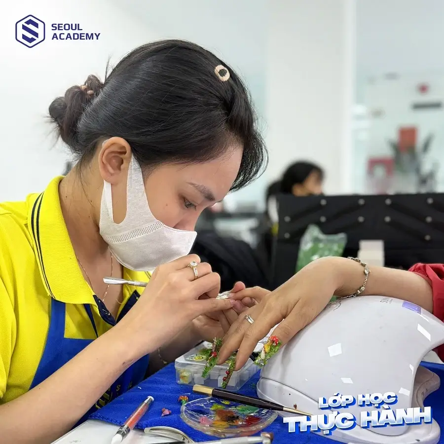 Khóa học nghề nail tại Seoul Academy đảm bảo học viên có tay nghề cao để tự tin hành nghề tại Mỹ