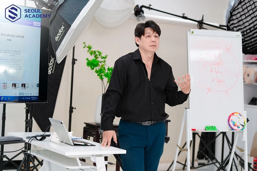 Lý thuyết học makeup là nền tảng quan trọng bạn cần nắm vững trước khi cầm cọ thực hành