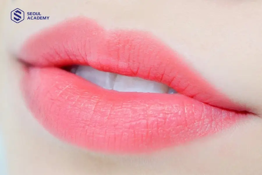 Phun xăm môi màu hồng giúp đôi môi rạng rỡ và đẹp tự nhiên