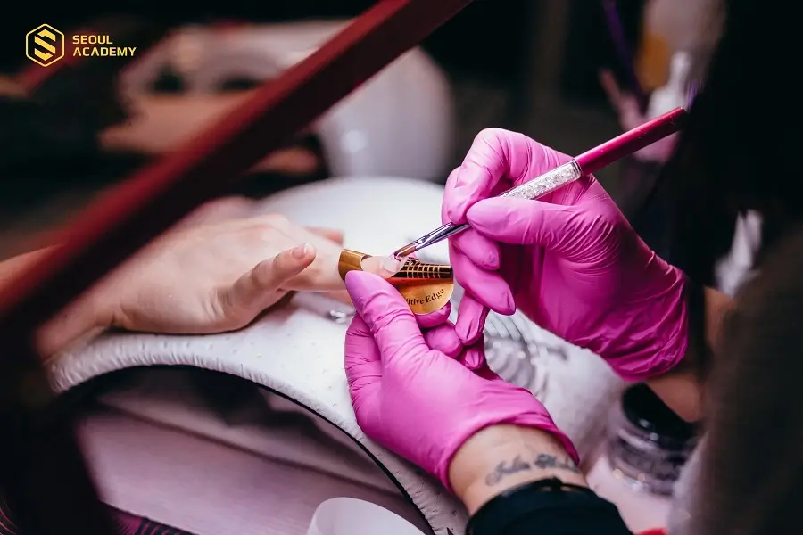 Nghề nail cũng có nhiều áp lực cả trong công việc và sức khỏe