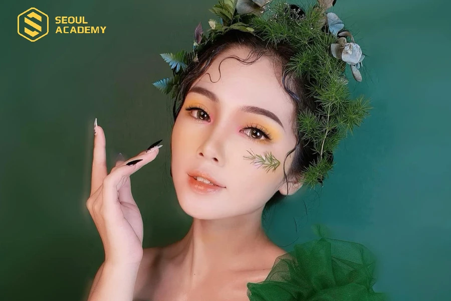 Một mẫu trang điểm cực đẹp ở Nhi Shu