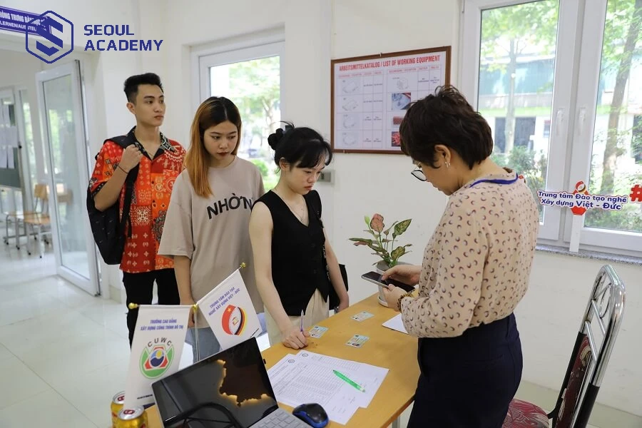 Trung tâm đào tạo nghề Việt Nam đào tạo nghề vừa học vừa làm