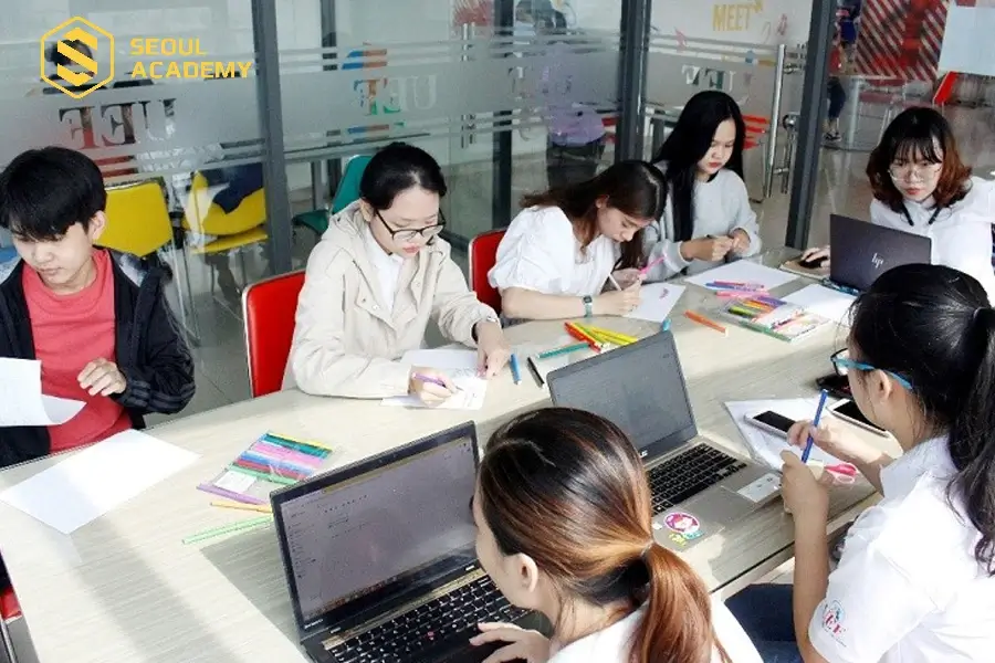 Nghề thiết kế đòi hỏi sự sáng tạo rất nhiều