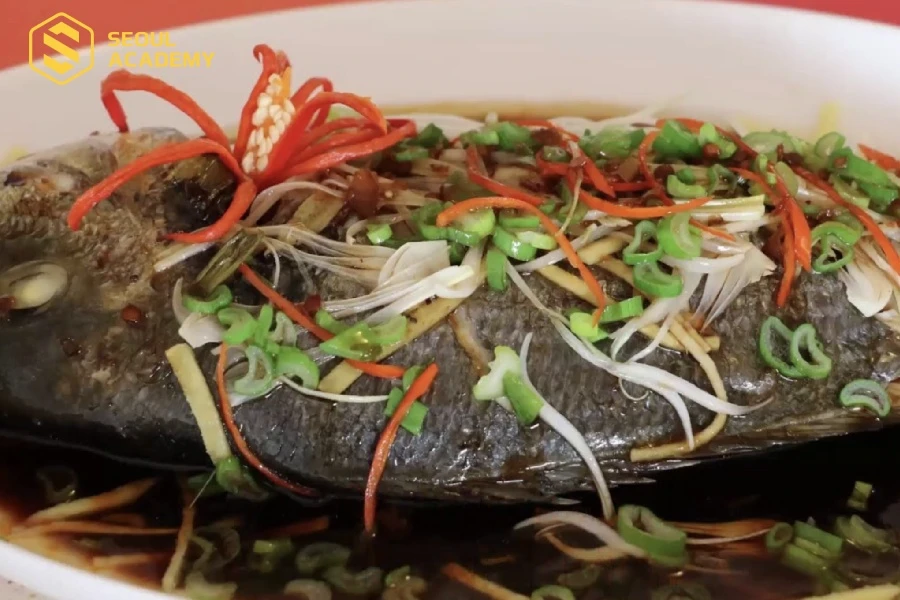 Món cá chép hấp bia bổ dưỡng được nhiều người yêu thích