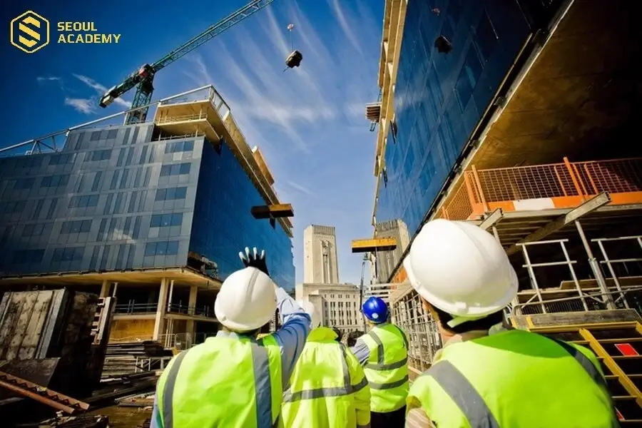 Xây dựng là một trong các ngành dễ kiếm việc làm lương cao trong thời đại hiện nay