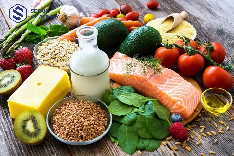 Chế độ ăn uống phù hợp kết hợp cách dưỡng mi bên ngoài giúp mi trẻ phát triển toàn diện