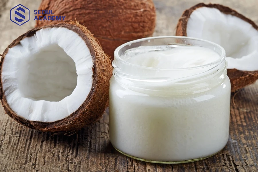Kết hợp với dầu dừa giúp tóc đủ ẩm nhưng không bết