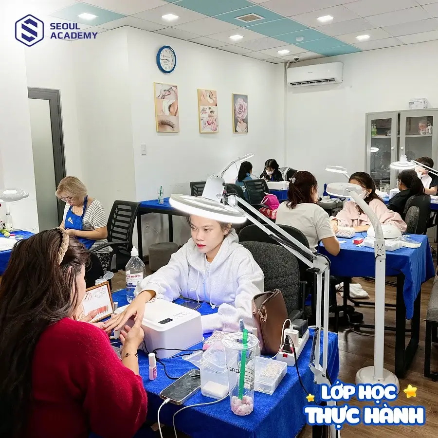 Nên học nail hay spa theo đam mê của bản thân