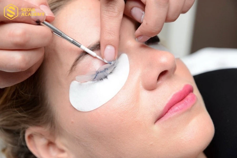 Kỹ thuật nối mi dưới mang đến nhiều ưu điểm nổi bật