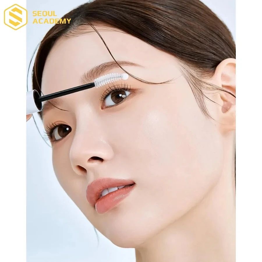 Chuẩn bị đầy đủ dụng cụ trước khi nối mi để quá trình diễn ra thuận lợi