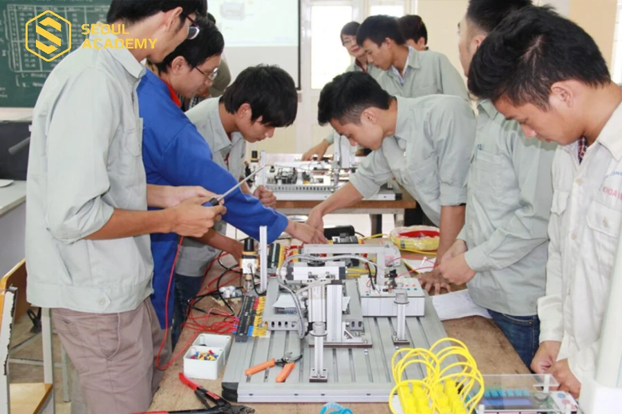 Thí sinh có thể học Trung cấp rồi liên thông Cao đẳng