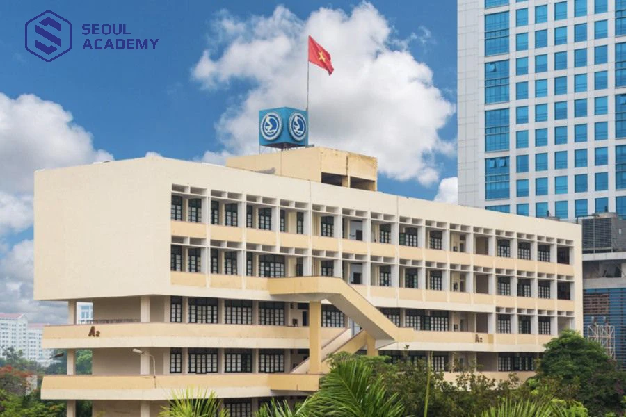 Trường Đại học Sư phạm Hà Nội hỗ trợ học phí cho sinh viên
