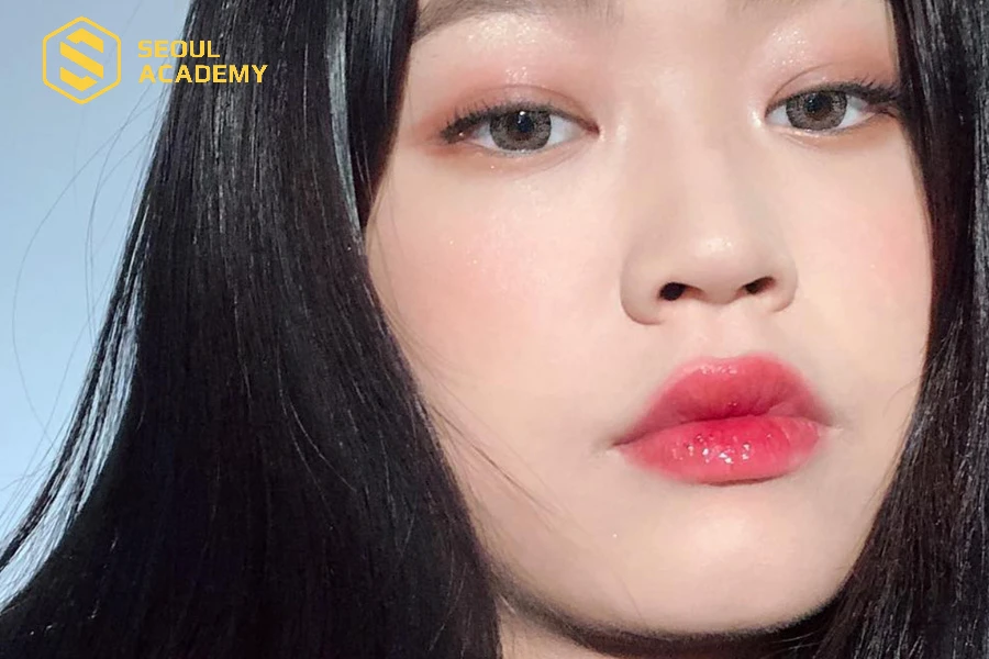 Phun môi xí muội với hiệu ứng loang màu tự nhiên