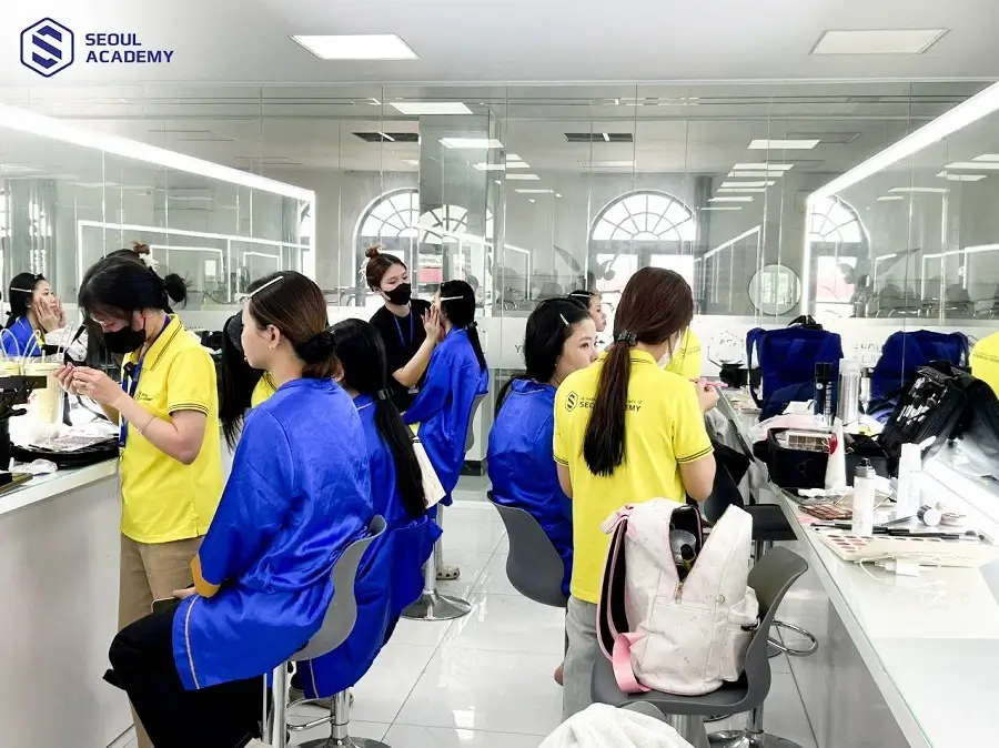 Seoul Academy có các khóa học trang điểm online uy tín, chất lượng