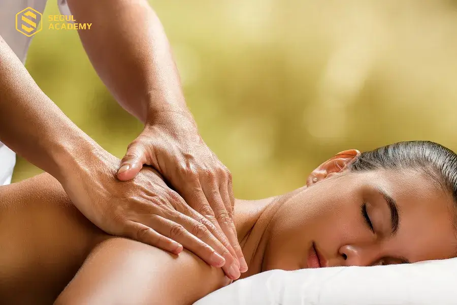 Nghề massage mang lại cơ hội nghề nghiệp lớn trong tương lai
