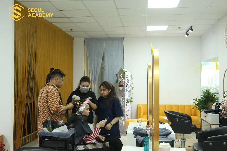 Học nghề trang điểm uy tín tại Tokyo Beauty Art Center