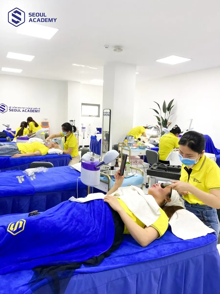 Giáo trình học tập từ cơ bản đến chuyên sâu, lý thuyết đan xen thực hành