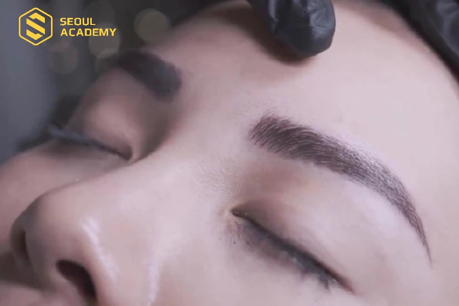 Tee 8 là nơi đào tạo nghề thêu chân mày uy tín, được nhiều người lựa chọn