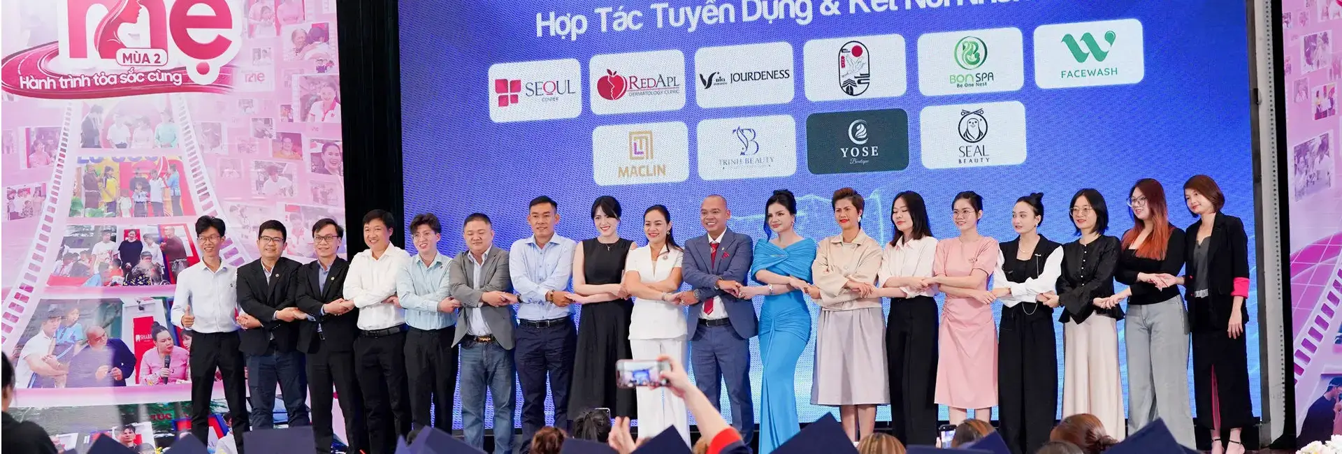 Lễ Ký hợp hợp tác tuyển dung và kết nối nhân tài