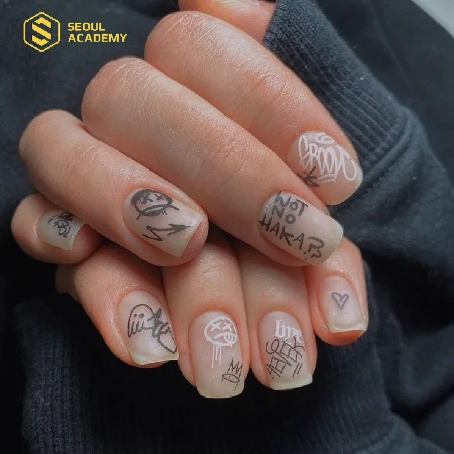 Nghệ thuật đường phố Graffiti thu nhỏ đầy phá cách và nổi loạn trên bộ nail của phái mạnh
