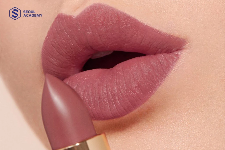 Son nude hồng đất là lựa chọn cho mọi tone da