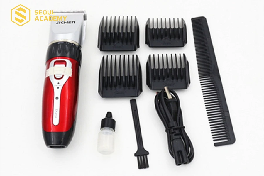 Bộ tông đơ đầy đủ với nhiều dạng lưỡi đi kèm