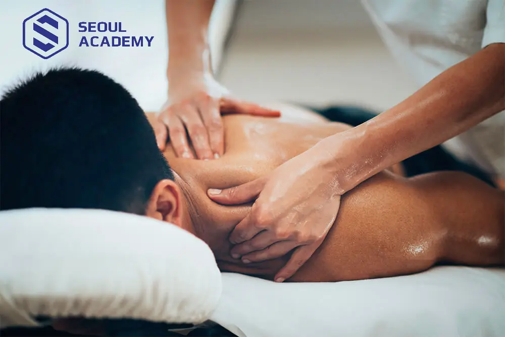 Nhìn nhận xã hội về nghề massage có còn đúng
