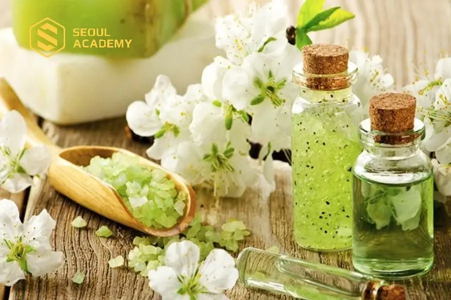 Sử dụng những sản phẩm thiên nhiên để chăm sóc chân mày