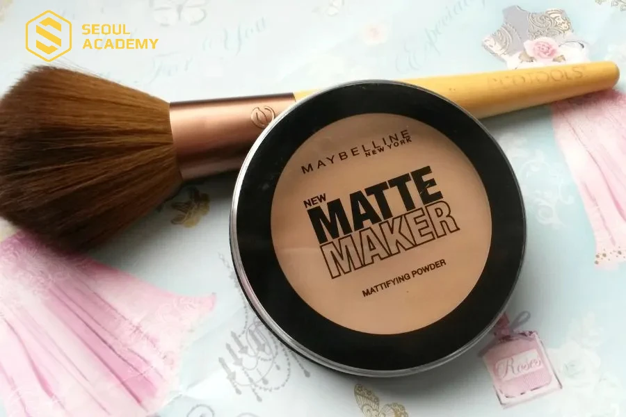 Maybelline là loại phấn phủ phù hợp với các nàng da dầu